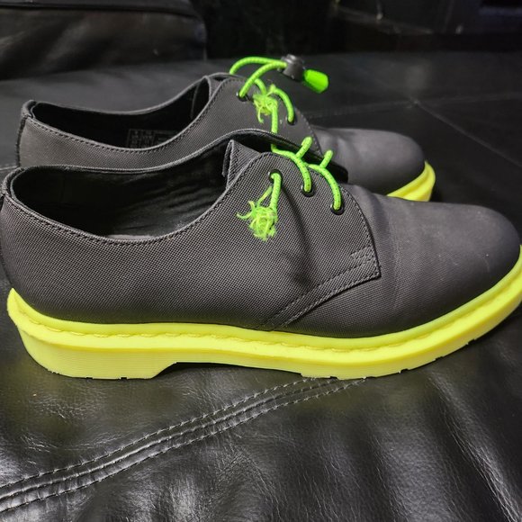 DOC MARTEN SHOES WITH NEON SOLE- GREAT SHAPE WORN ONLY 2 -3 TIMES